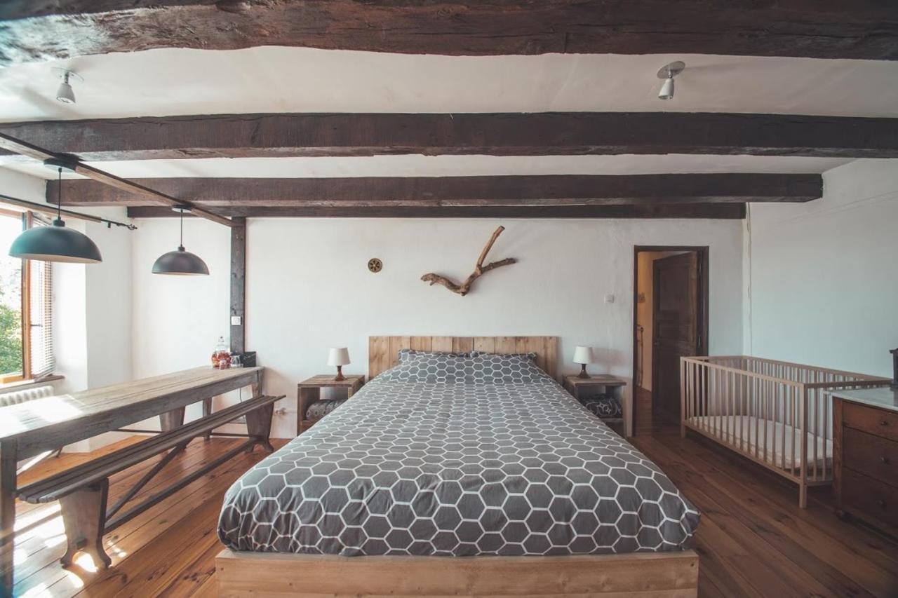 Bed and Breakfast Le Noyer Rougnat Exterior foto